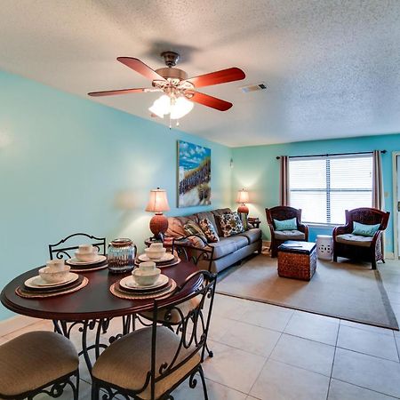 Destin Townhome With Balcony - Walk To The Beach! Bagian luar foto