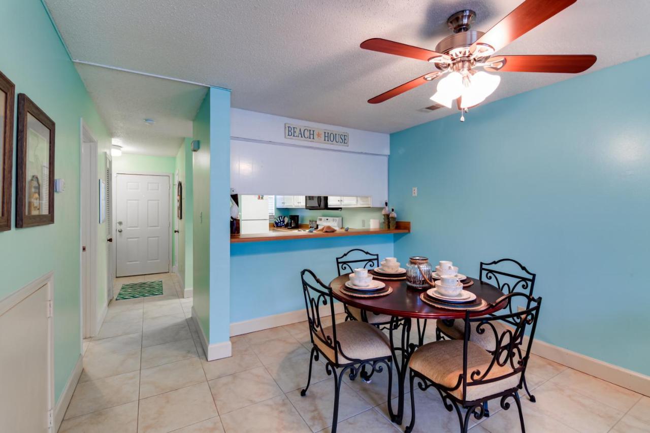 Destin Townhome With Balcony - Walk To The Beach! Bagian luar foto